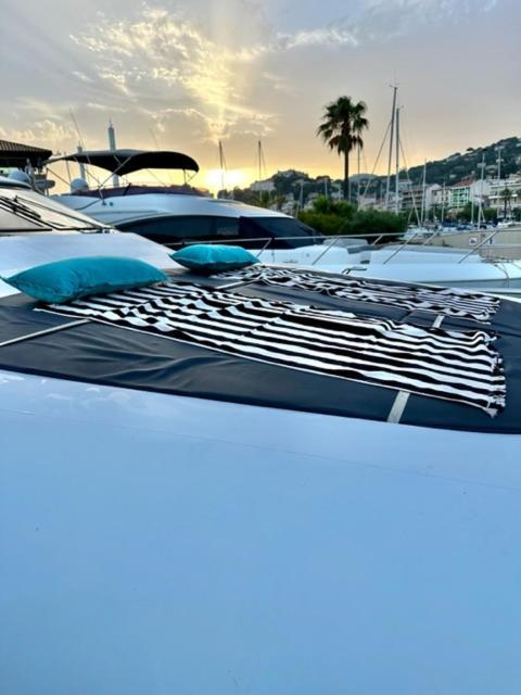מלון ברצלונה Motoryacht 21 Avec Equipage מראה חיצוני תמונה