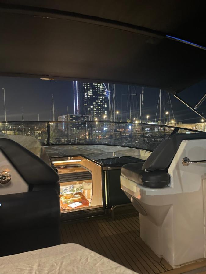 מלון ברצלונה Motoryacht 21 Avec Equipage מראה חיצוני תמונה